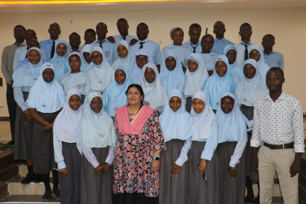 JOFAY HIGH SCHOOL CHANGING GEAR 17-10-2024